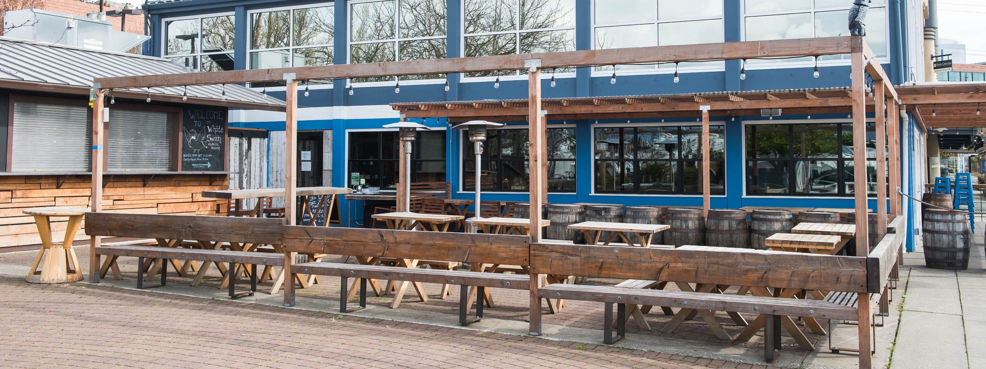 White Swan Public House - photo 2